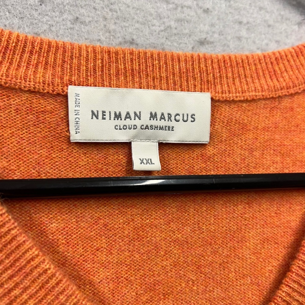 Neiman Marcus Cloud Cashmere V Neck Sweater Mens XXL Orange Pullover 1511 - Picture 4 of 7